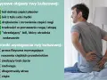 Mężczyzna z bólem w dolnej części pleców, który może być objawem rwy kulszowej.